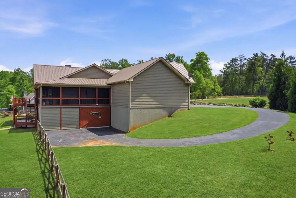 89 Old Steele HOLW Dahlonega, GA 30533