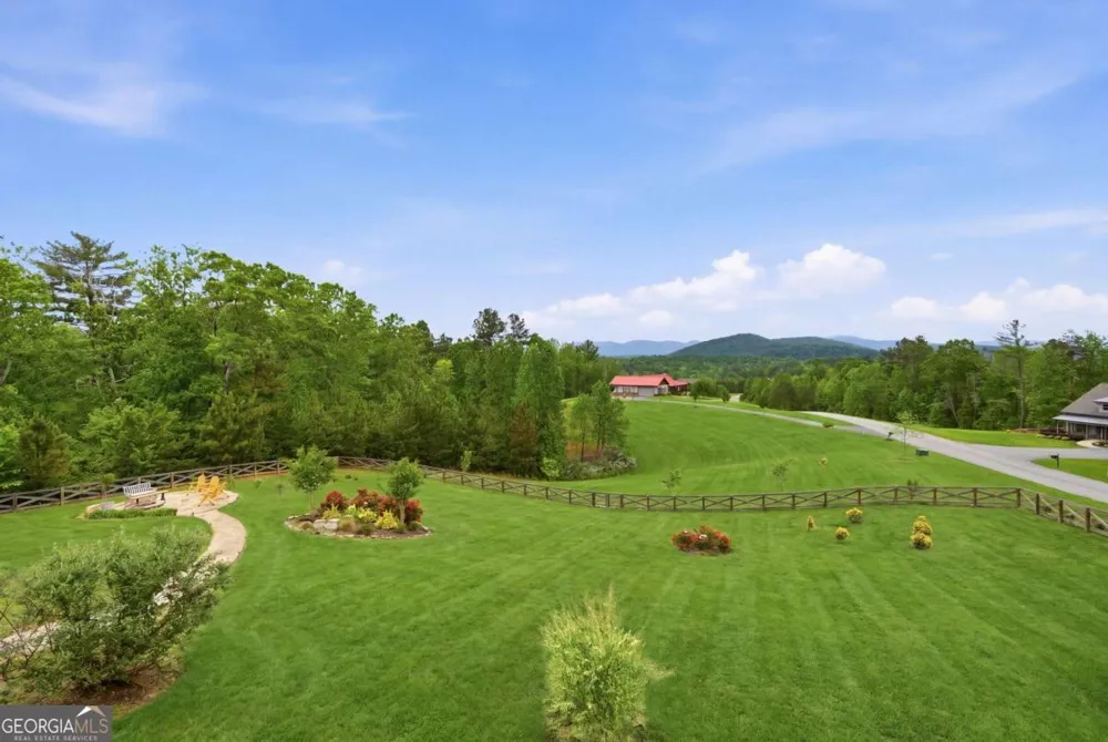 89 Old Steele HOLW Dahlonega, GA 30533