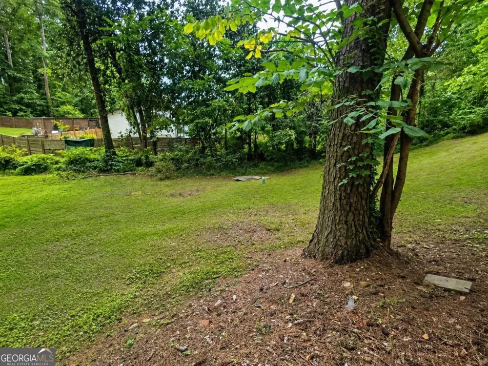 2851 Headland DR East Point, GA 30344