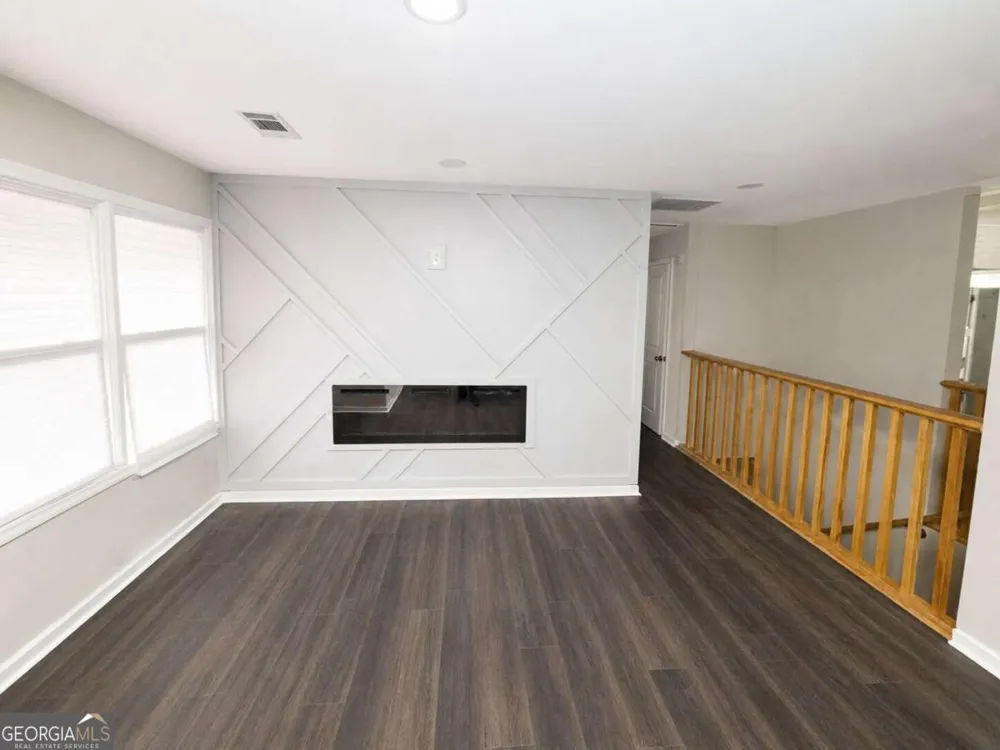 2851 Headland DR East Point, GA 30344