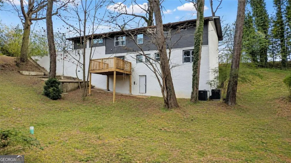 2851 Headland DR East Point, GA 30344