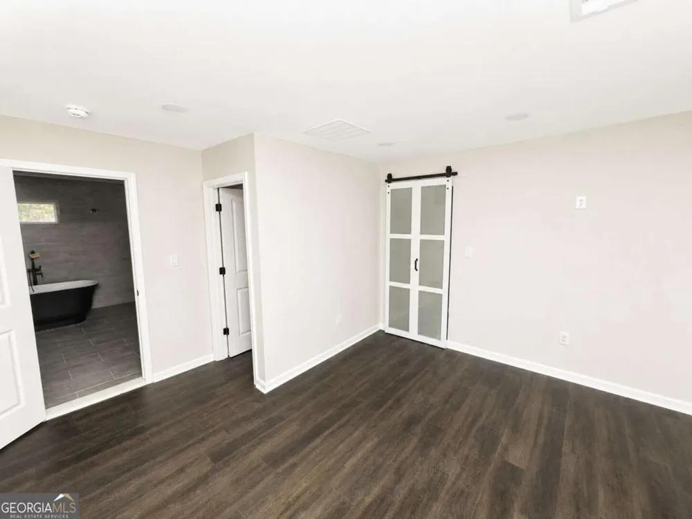 2851 Headland DR East Point, GA 30344