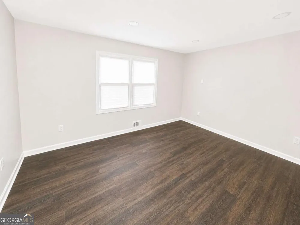 2851 Headland DR East Point, GA 30344