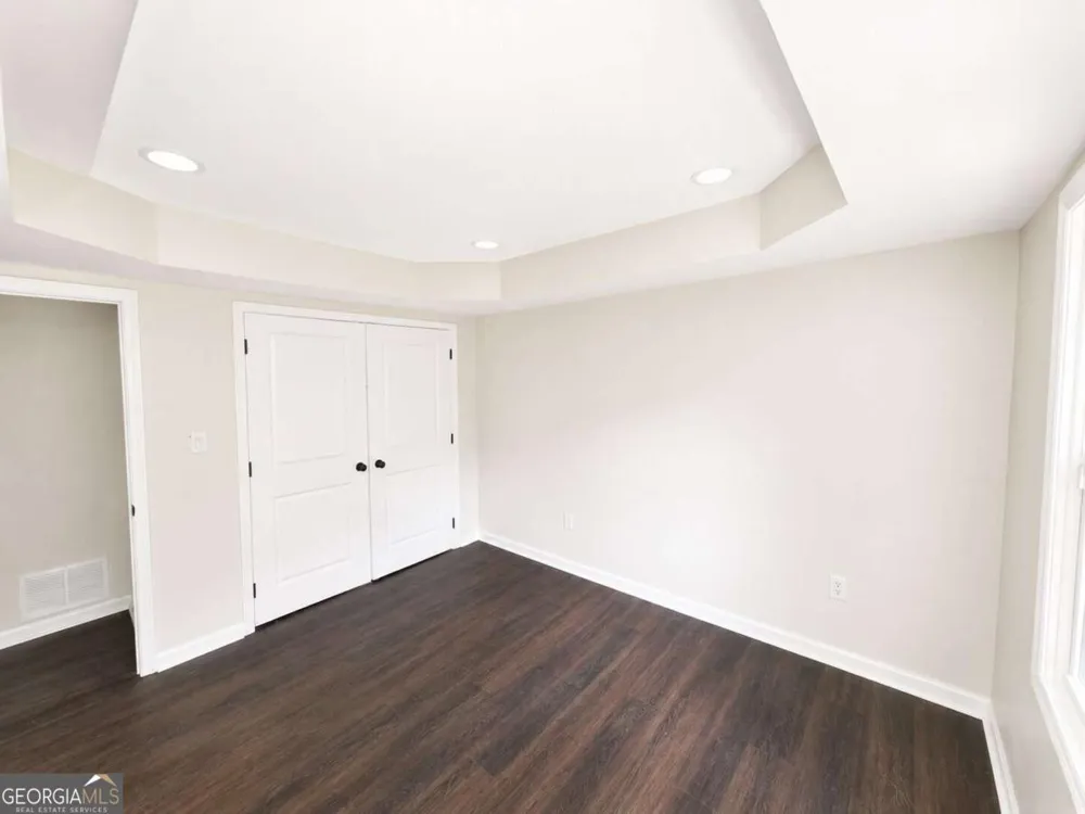 2851 Headland DR East Point, GA 30344