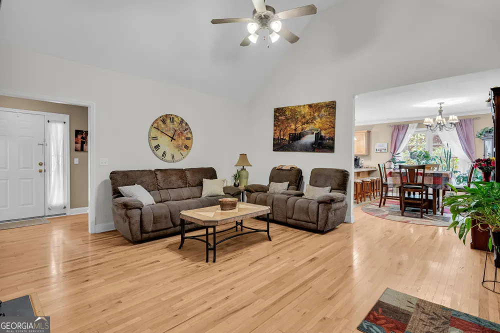 905 Daisy LN Athens, GA 30605