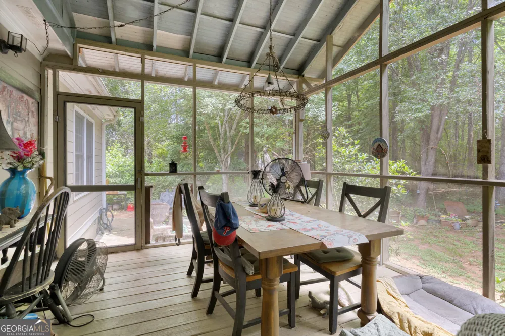 905 Daisy LN Athens, GA 30605