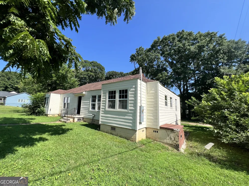 1241 Lyle AVE East Point, GA 30344