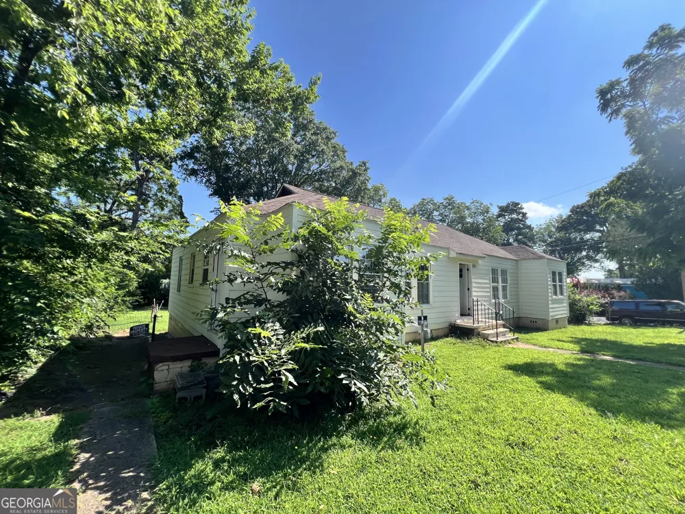 1241 Lyle AVE East Point, GA 30344