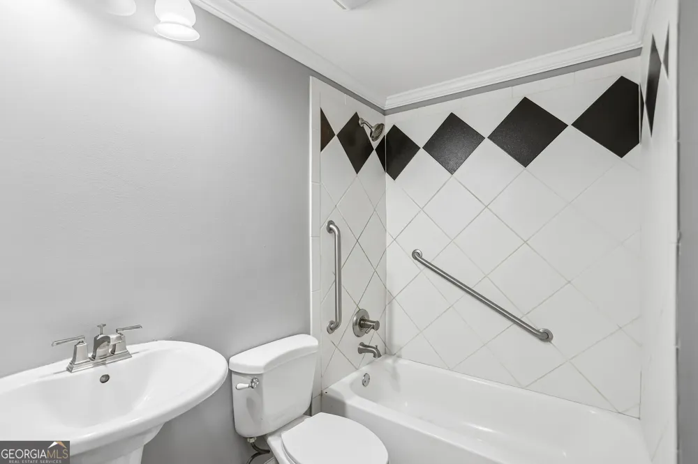 700 Leeds Garden TER Johns Creek, GA 30022