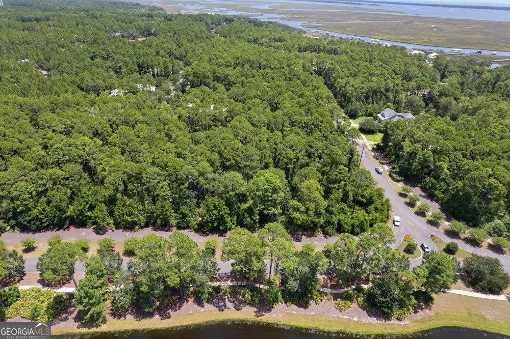 102 Clubhouse CIR St. Marys, GA 31558