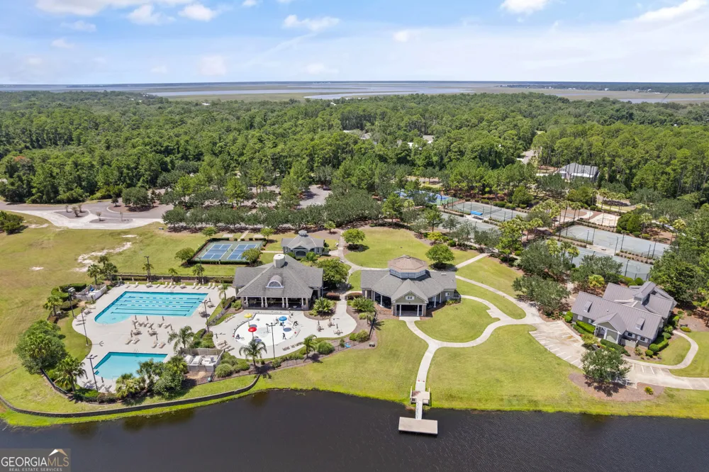 102 Clubhouse CIR St. Marys, GA 31558