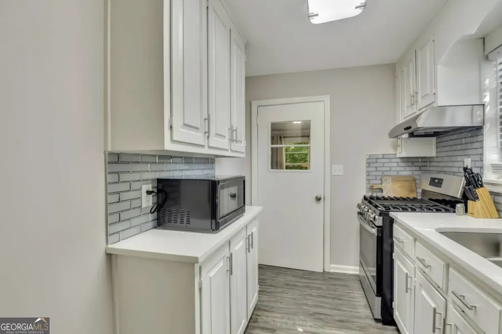 50 Oak ST Hiram, GA 30141