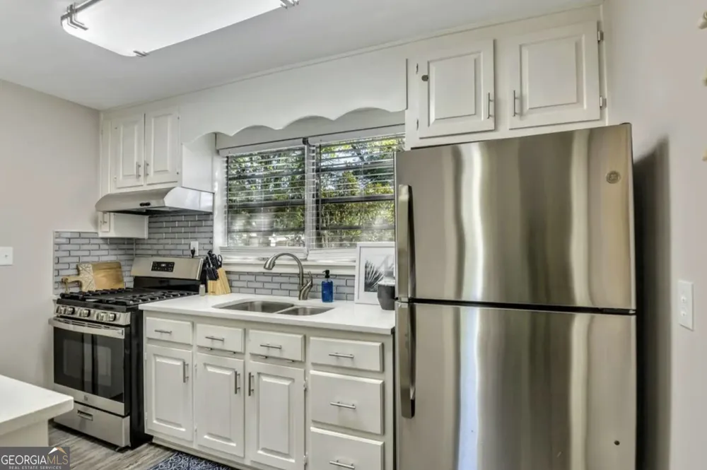 50 Oak ST Hiram, GA 30141