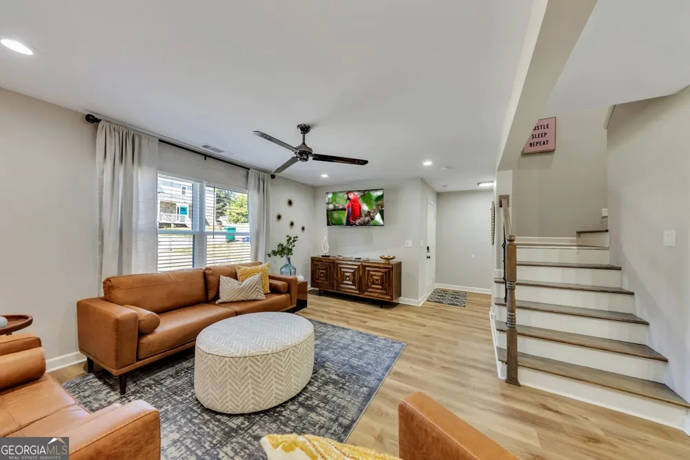 1018 Falling Valley CT SE Smyrna, GA 30080