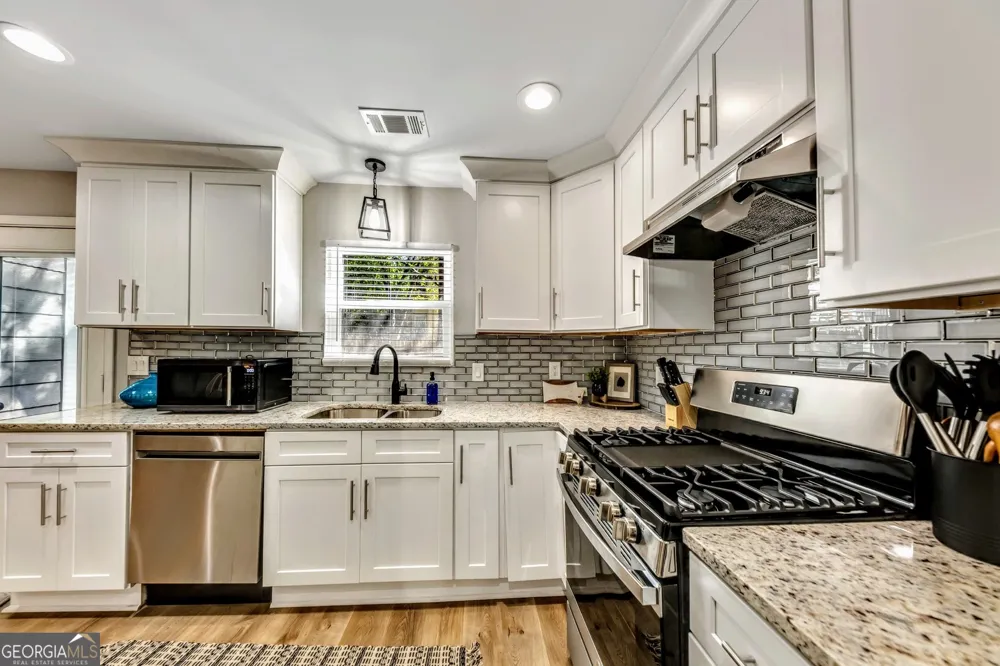 1018 Falling Valley CT SE Smyrna, GA 30080