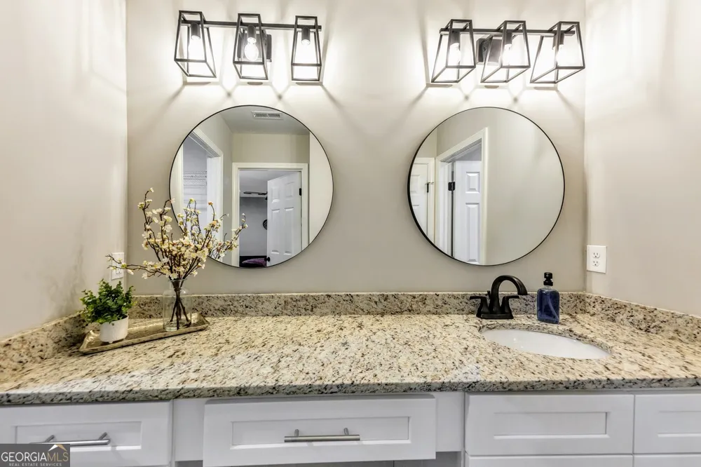1018 Falling Valley CT SE Smyrna, GA 30080