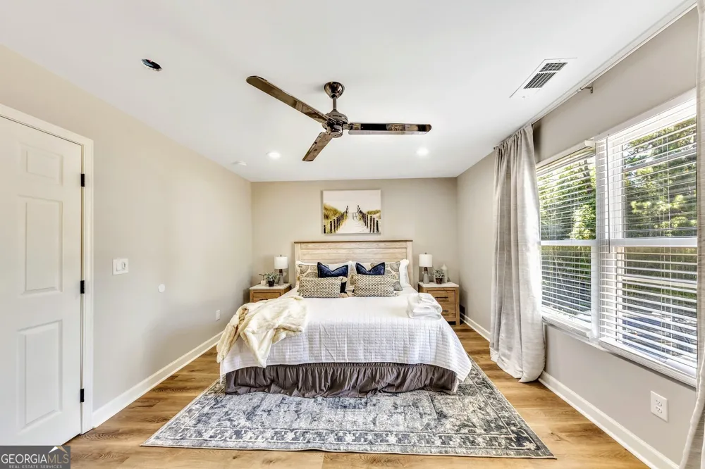1018 Falling Valley CT SE Smyrna, GA 30080