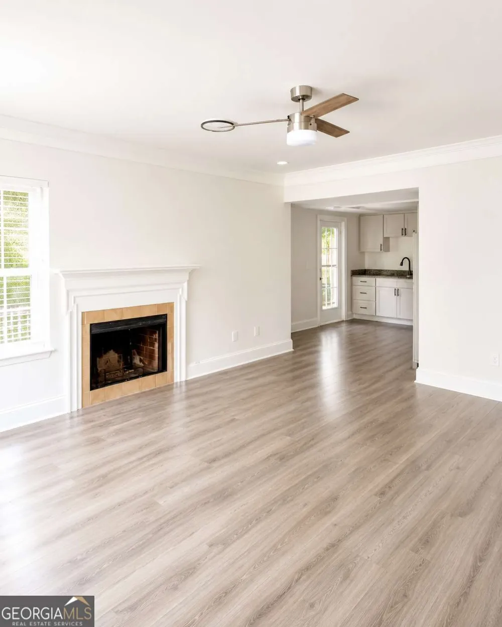 1006 Heathmoor CT Norcross, GA 30093