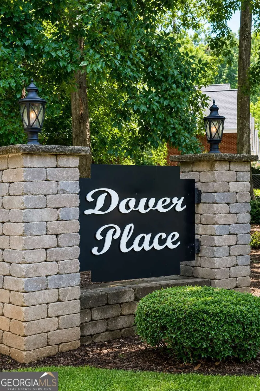 1006 Heathmoor CT Norcross, GA 30093