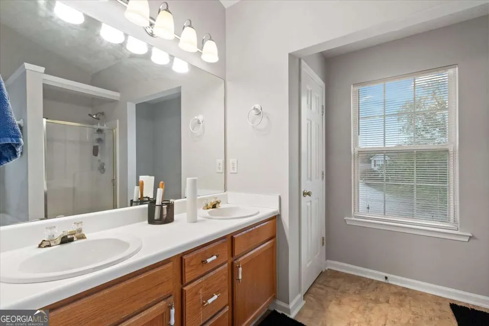 2628 ESSEX CT Conyers, GA 30013