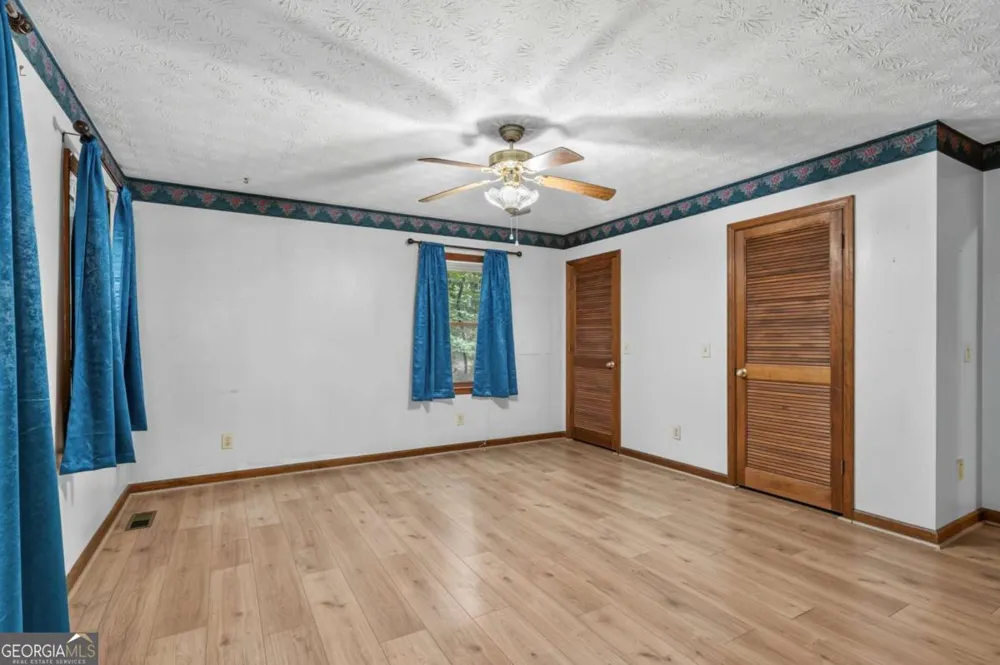 368 Still Hollow RD Jasper, GA 30143