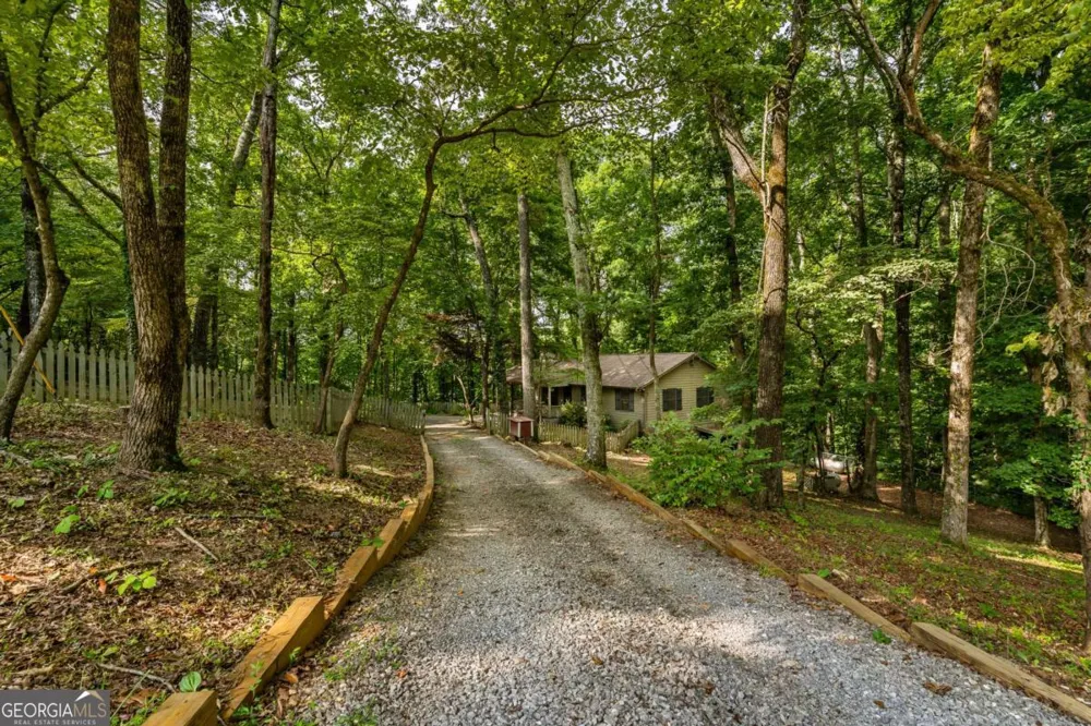 368 Still Hollow RD Jasper, GA 30143