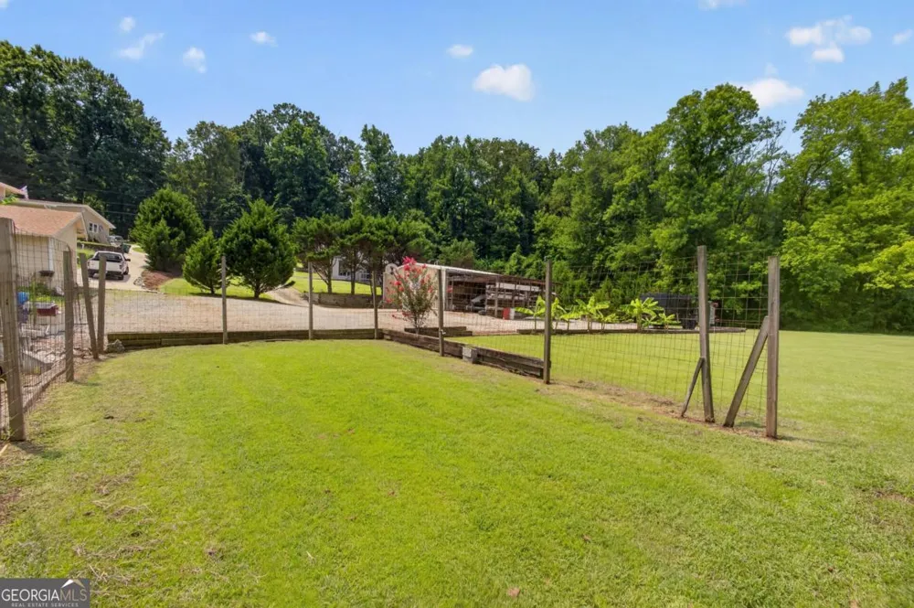 43 Bailey DR SW Lilburn, GA 30047