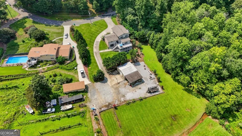 43 Bailey DR SW Lilburn, GA 30047