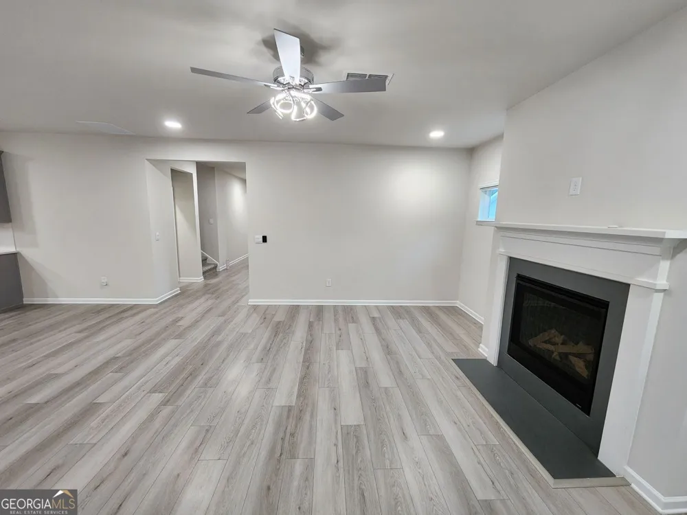 235 Valley Oak DR Dawsonville, GA 30534