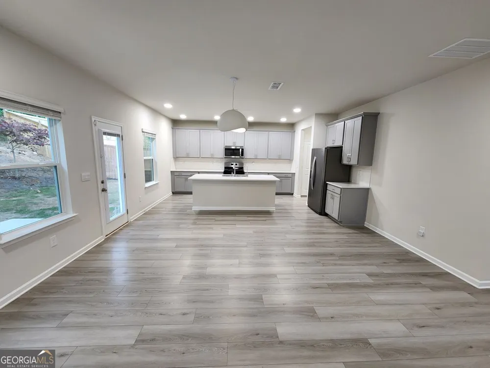 235 Valley Oak DR Dawsonville, GA 30534