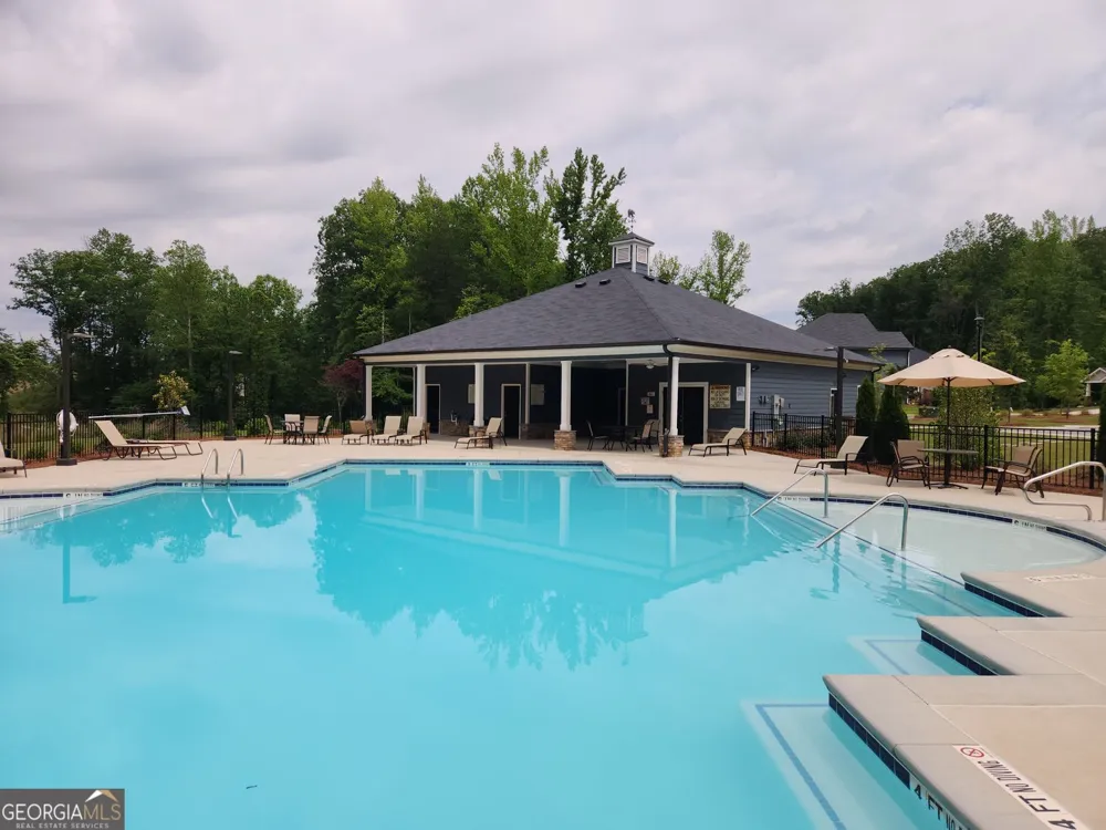 235 Valley Oak DR Dawsonville, GA 30534