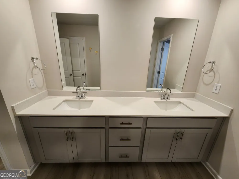 235 Valley Oak DR Dawsonville, GA 30534