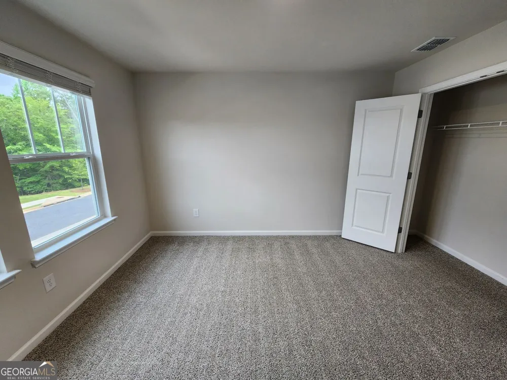 235 Valley Oak DR Dawsonville, GA 30534