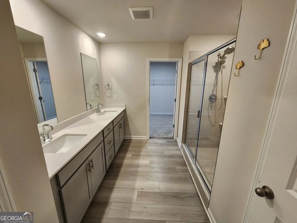 235 Valley Oak DR Dawsonville, GA 30534