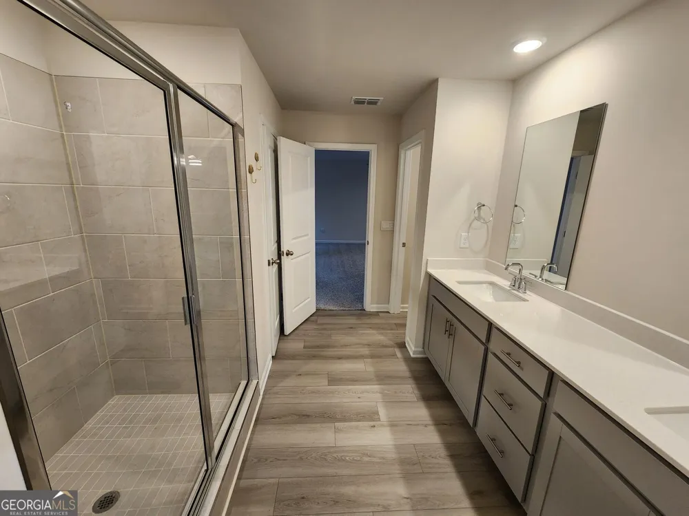 235 Valley Oak DR Dawsonville, GA 30534