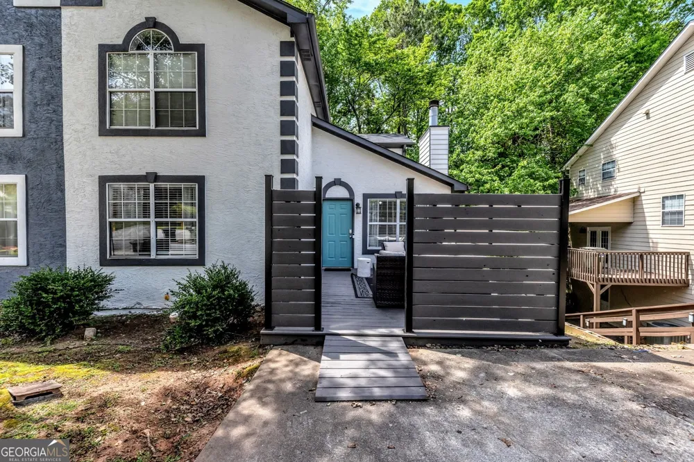 4210 Lakes End DR NW Kennesaw, GA 30144