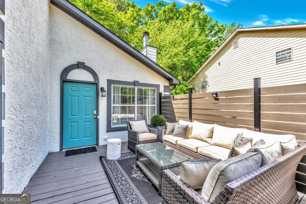 4210 Lakes End DR NW Kennesaw, GA 30144