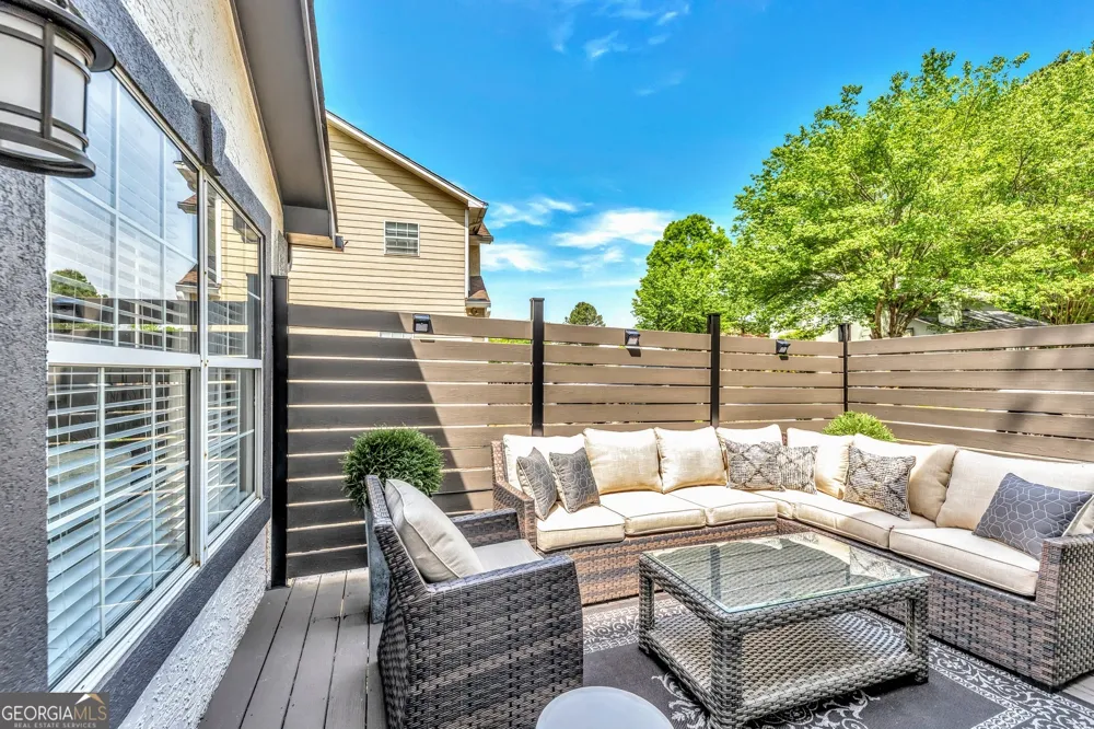 4210 Lakes End DR NW Kennesaw, GA 30144