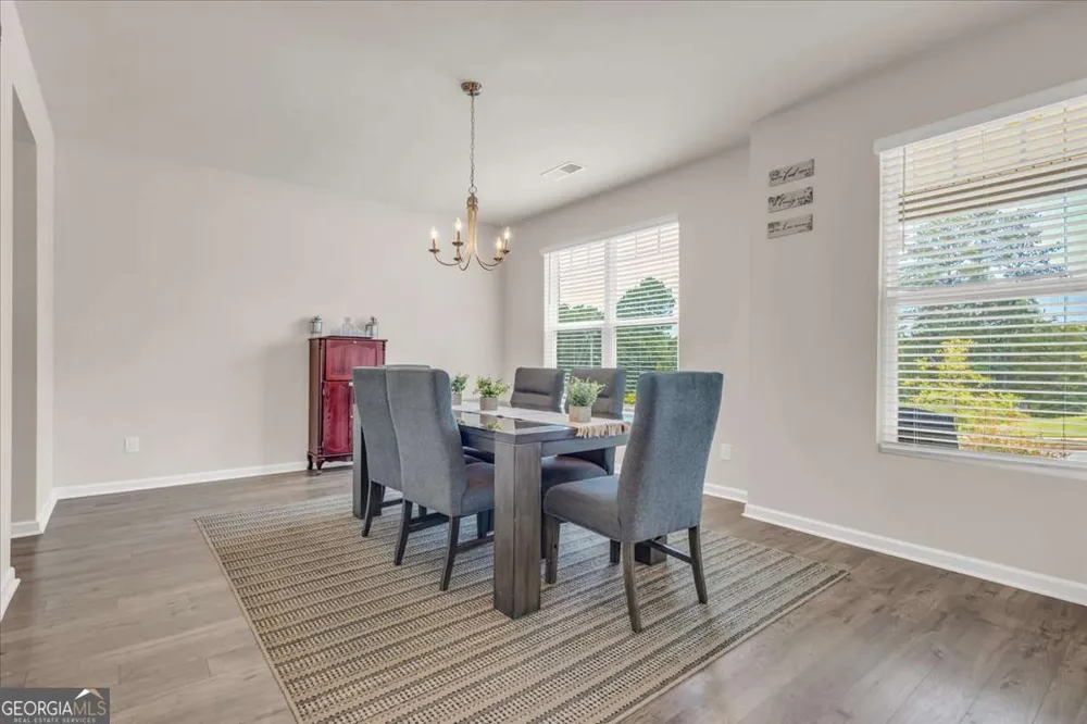 4323 Cannon WALK Ellenwood, GA 30294