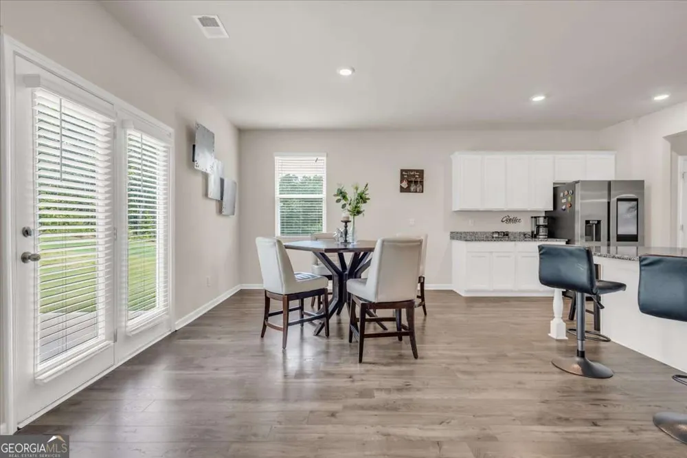 4323 Cannon WALK Ellenwood, GA 30294