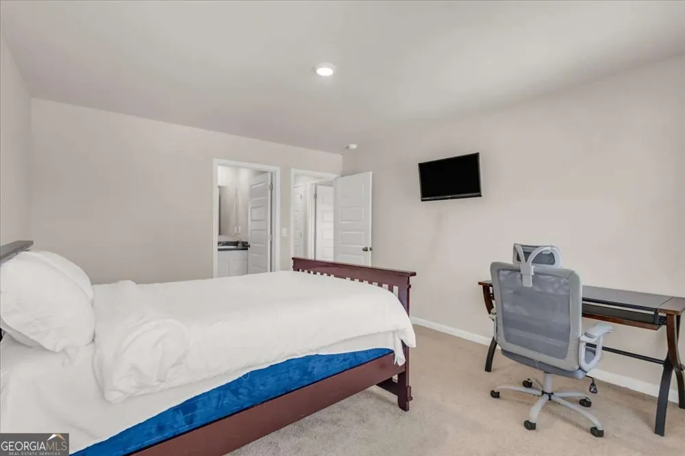 4323 Cannon WALK Ellenwood, GA 30294