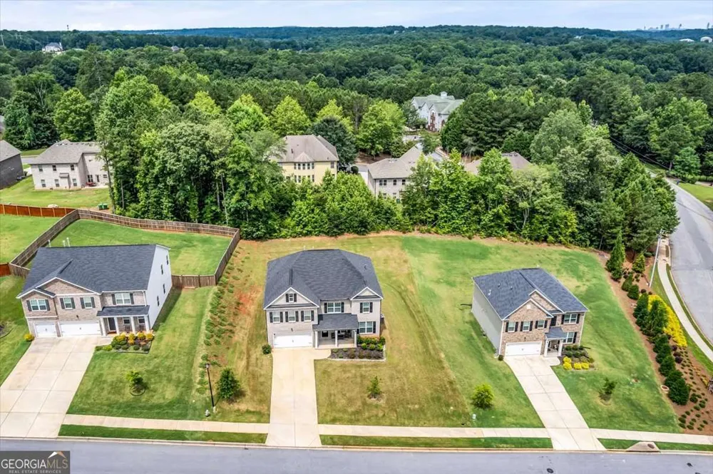 4323 Cannon WALK Ellenwood, GA 30294