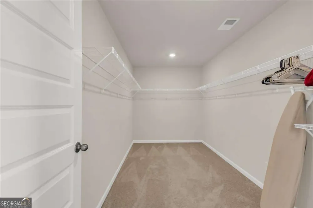 4323 Cannon WALK Ellenwood, GA 30294
