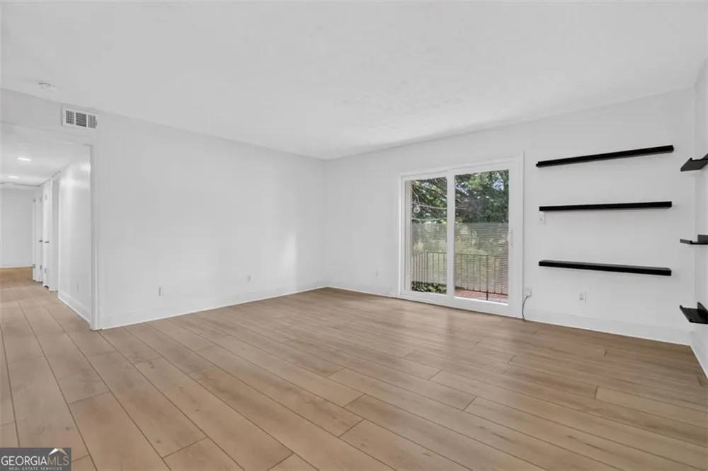 725 Dalrymple RD Sandy Springs, GA 30328