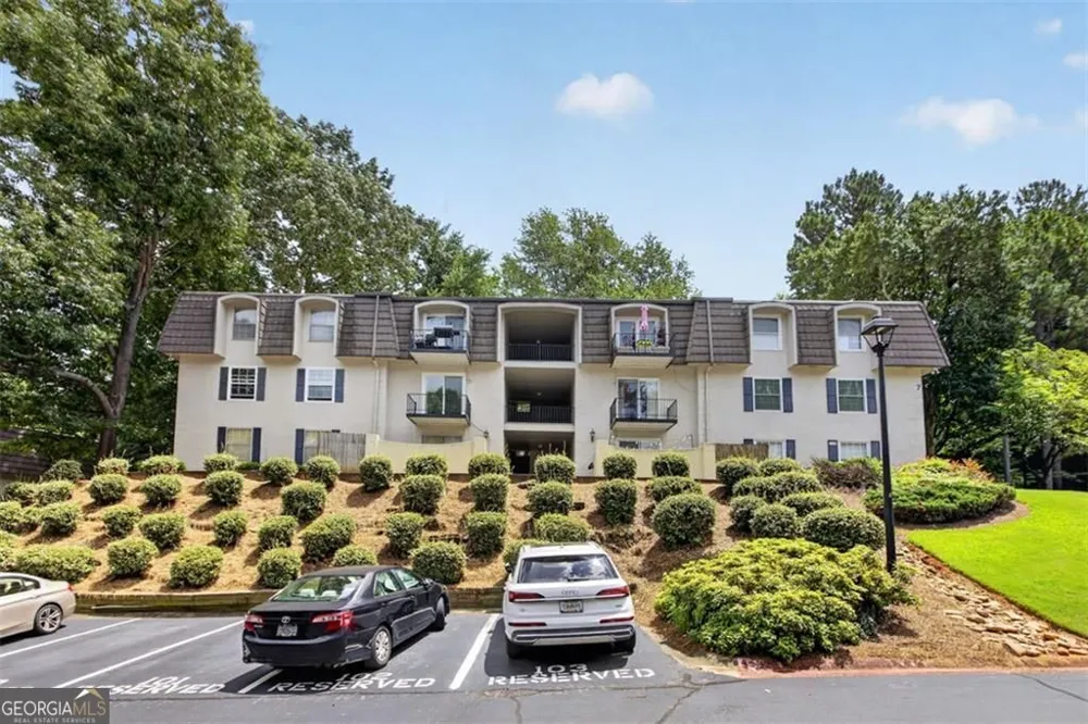 725 Dalrymple RD Sandy Springs, GA 30328