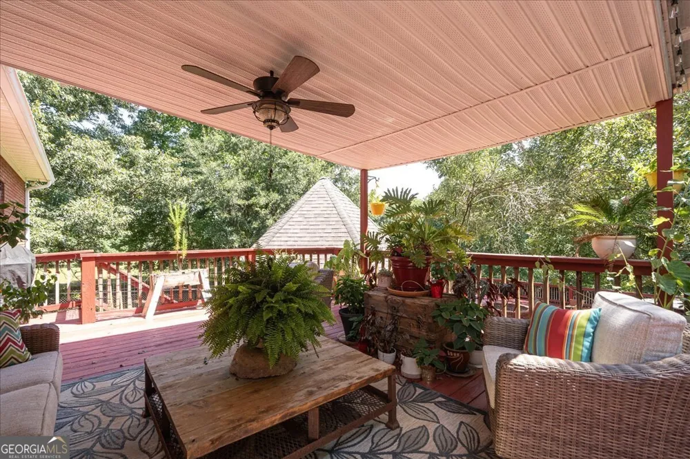 2221 Brush Creek DR Colbert, GA 30628