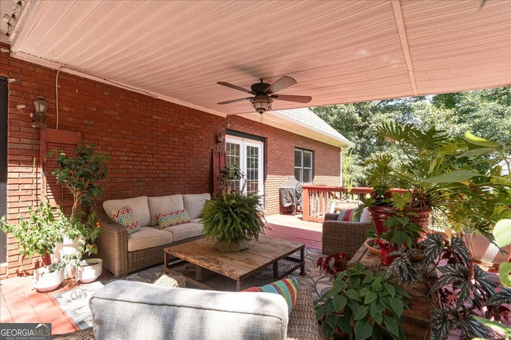 2221 Brush Creek DR Colbert, GA 30628