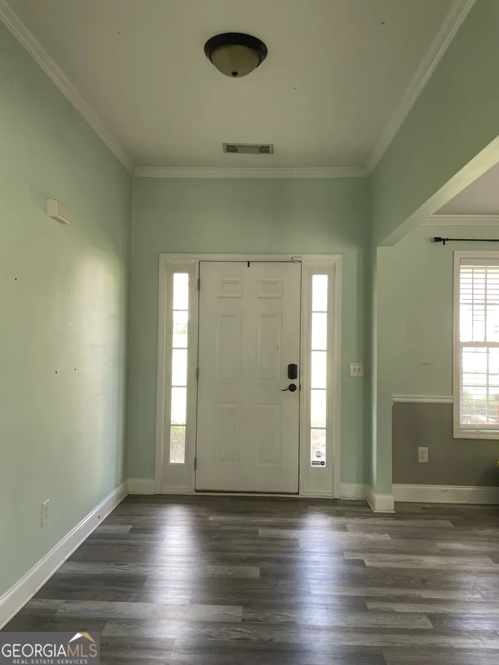 109 Presidential LN Statham, GA 30666