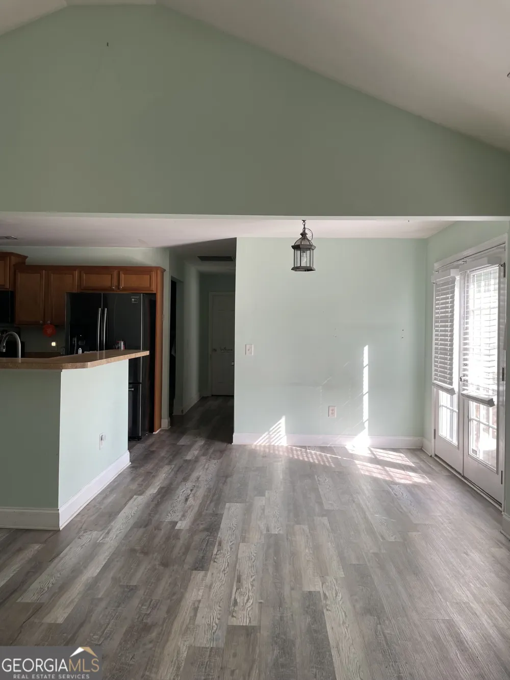 109 Presidential LN Statham, GA 30666