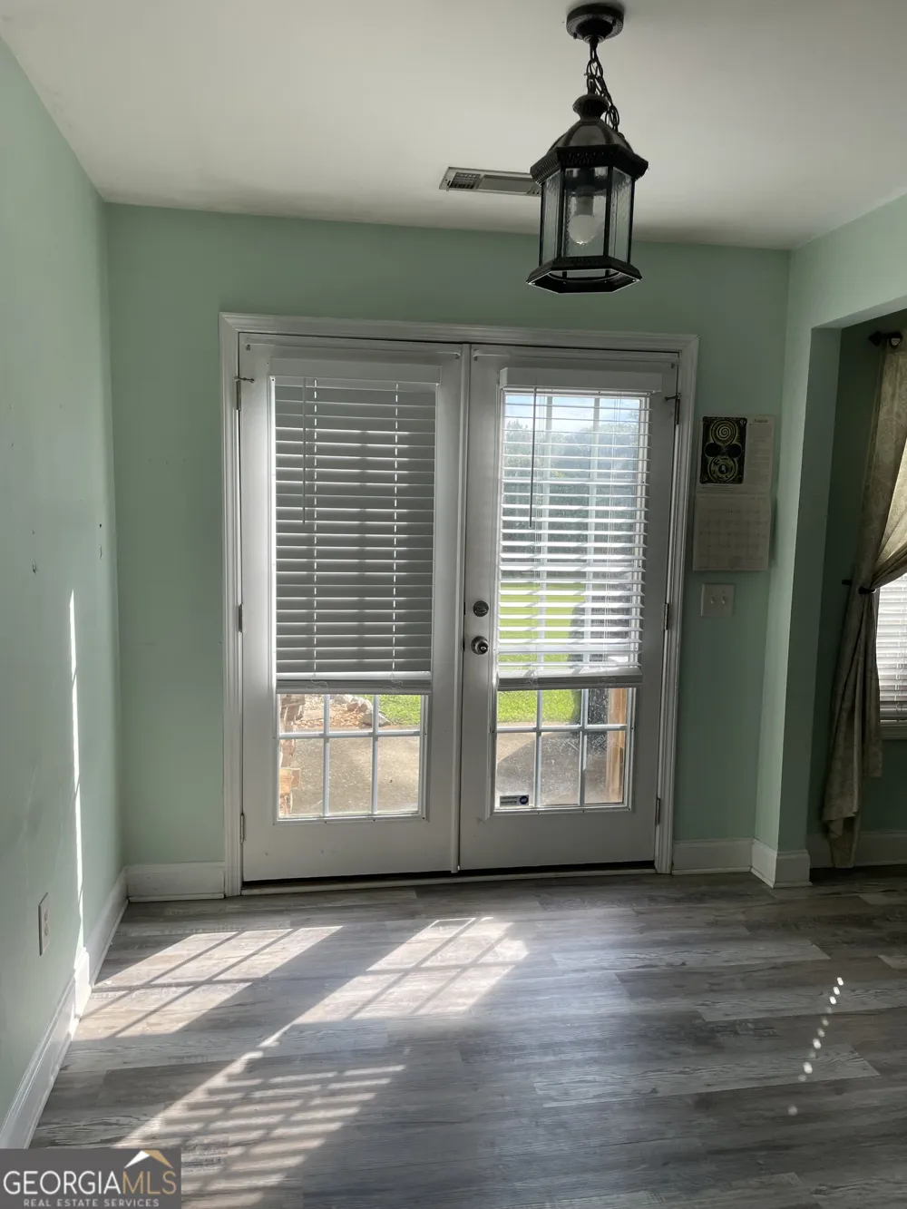 109 Presidential LN Statham, GA 30666